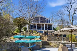 105 Maxim Dr, Hopatcong, NJ 07843 - Photo 2