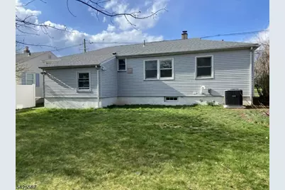 271 Valley Rd, Clark Township, NJ 07066 - Photo 2
