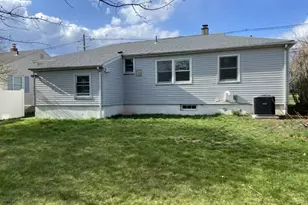 271 Valley Rd, Clark Township, NJ 07066 - Photo 2