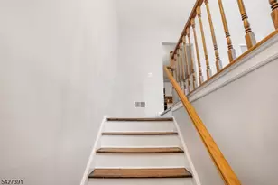 166 Sapphire Ln, Franklin Township, NJ 08823 - Photo 6