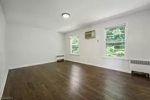 24 Hutton Ave, West Orange Township, NJ 07052 - Photo 10