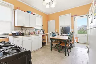8-10 Horatio St, Newark, NJ 07105 - Photo 24