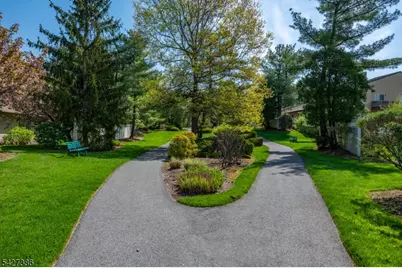 48 Buchanon Ct, West Orange Township, NJ 07052 - Photo 34