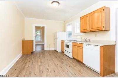 60 Wildwood Ave #2, Montclair, NJ 07043 - Photo 8