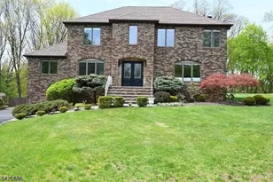 43 Lisa Ct, North Haledon, NJ 07508 - Photo 2