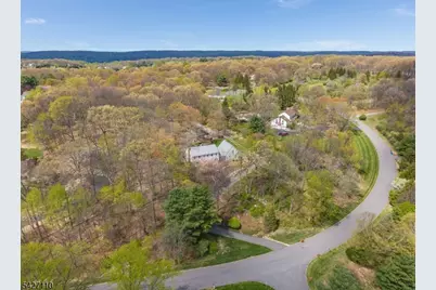 44 Big Spring Rd, Tewksbury Township, NJ 07830 - Photo 46