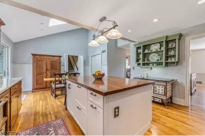 44 Big Spring Rd, Tewksbury Township, NJ 07830 - Photo 16
