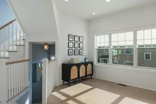 8 Mikula Wy, Florham Park, NJ 07932 - Photo 12