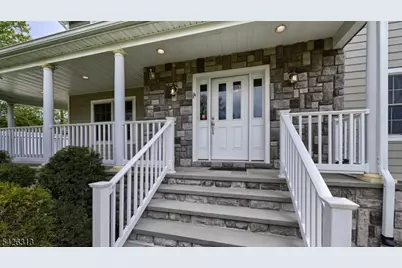14 De Hart Ct, Wayne Twp., NJ 07470 - Photo 2