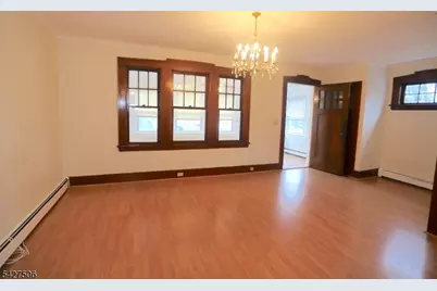 20 Woodland Ave, Nutley, NJ 07110 - Photo 12