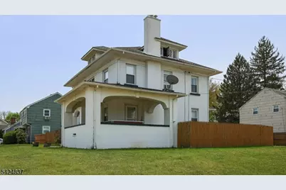 260 S Washington Ave, Dunellen, NJ 08812 - Photo 2