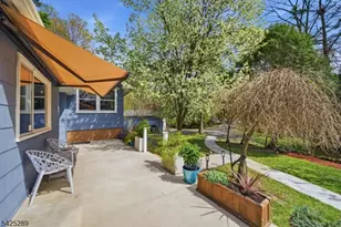 11 Deane Rd, Hopatcong, NJ 07843 - Photo 8