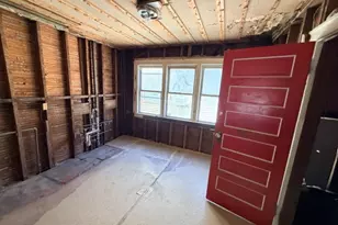 126 Chestnut St, East Orange, NJ 07018 - Photo 16