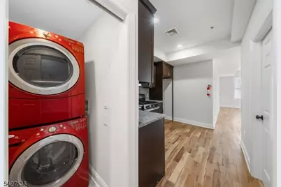 55 Lentz Ave, Newark, NJ 07105 - Photo 18