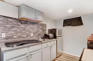 382 Douglas Rd, Roselle Boro, NJ 07203 - Photo 20