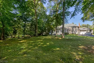 7 Byron Rd, Millburn Twp., NJ 07078 - Photo 30