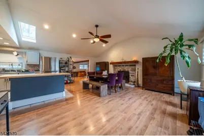 44 Venetian Dr, Jefferson Township, NJ 07849 - Photo 12