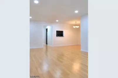 8 Amethyst Way #8, Franklin Township, NJ 08823 - Photo 40
