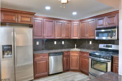 8 Amethyst Way #8, Franklin Township, NJ 08823 - Photo 16