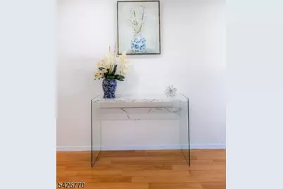 8 Amethyst Way #8, Franklin Township, NJ 08823 - Photo 4