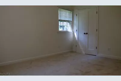19 Hewetson Rd, Denville Twp., NJ 07834 - Photo 12