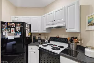 9224 Richmond Rd, West Milford, NJ 07480 - Photo 12