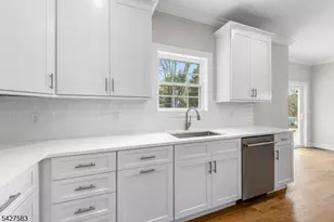 161 Pleasant Grove Rd, Washington Township, NJ 07853 - Photo 12