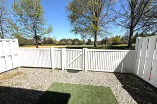 111 Columbus Dr, Franklin Township, NJ 08823 - Photo 24