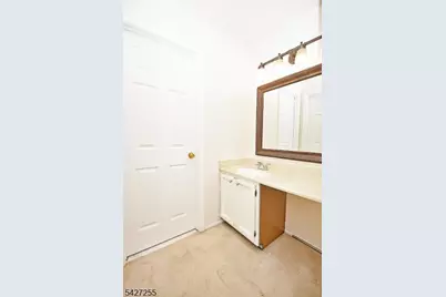 80 Oswestry Way #80, Franklin Township, NJ 08873 - Photo 18