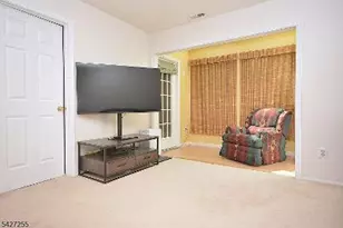 80 Oswestry Way, Franklin Township, NJ 08873 - Photo 6