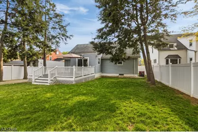 555 Riverside Dr, Elizabeth, NJ 07208 - Photo 34