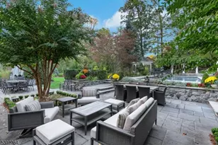 27 Hillside Ave, Millburn Twp., NJ 07078 - Photo 8