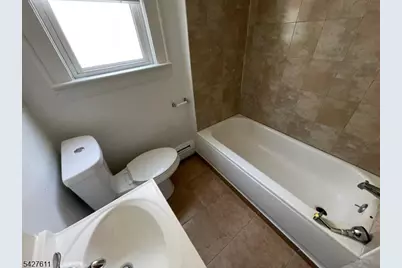 1425 Lexington Pl, Elizabeth, NJ 07208 - Photo 14