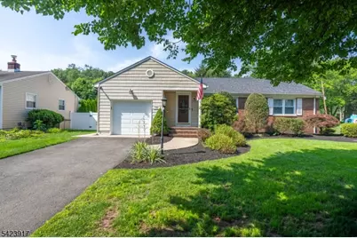 964 Crescent Dr, Rahway, NJ 07065 - Photo 1