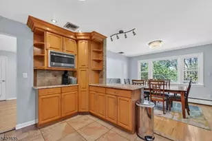 271 E Mt Pleasant Ave, Livingston, NJ 07039 - Photo 10