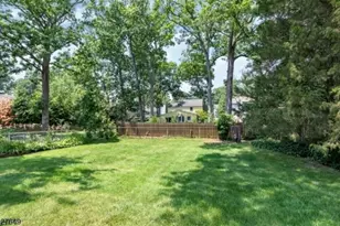 23 Gates Ave, Summit, NJ 07901 - Photo 8