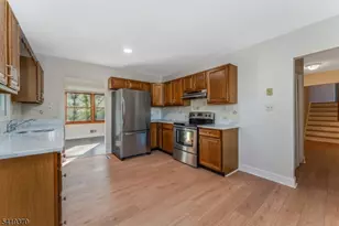 10 Glenn Ave, Glen Gardner, NJ 08826 - Photo 18