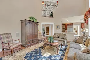 15 Fieldstone Ct, East Hanover Township, NJ 07936 - Photo 8