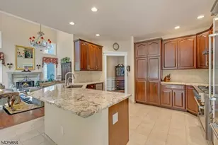15 Fieldstone Ct, East Hanover Township, NJ 07936 - Photo 14