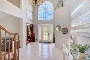 30 Baybury Ct, East Hanover Township, NJ 07936 - Photo 2