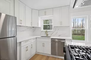686 Meyersville Rd, Long Hill Township, NJ 07933 - Photo 14