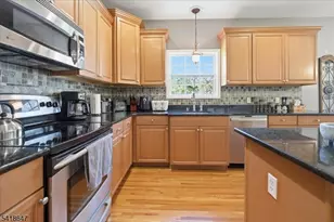 379 Amity Rd, Byram Township, NJ 07821 - Photo 8