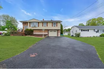 106 Louis Ln, Hackettstown, NJ 07840 - Photo 1