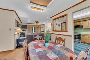106 Louis Ln, Hackettstown, NJ 07840 - Photo 8