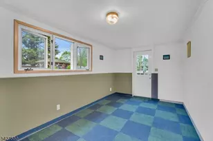 106 Louis Ln, Hackettstown, NJ 07840 - Photo 20