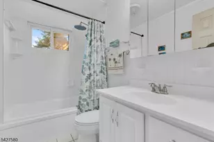106 Louis Ln, Hackettstown, NJ 07840 - Photo 16
