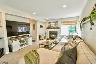 29 Fox Chase Rd, Jefferson Township, NJ 07438 - Photo 6