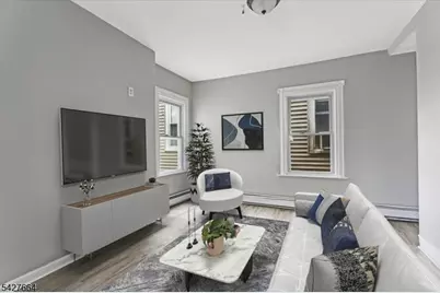 580 Hunterdon St, Newark, NJ 07108 - Photo 8