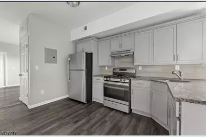 168 Sherman Ave #3L, Newark, NJ 07114 - Photo 4