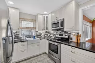 524 Henmar Dr, Mount Arlington, NJ 07850 - Photo 6
